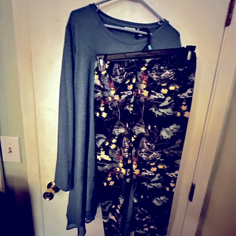 Blue Top and Floral Pants Set
